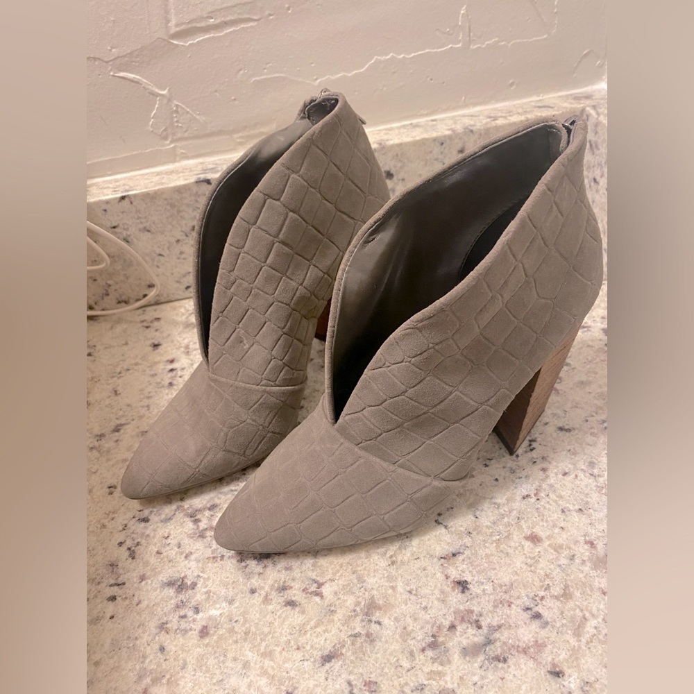 Vince Camuto Fall boot heels - size 7 - barely worn